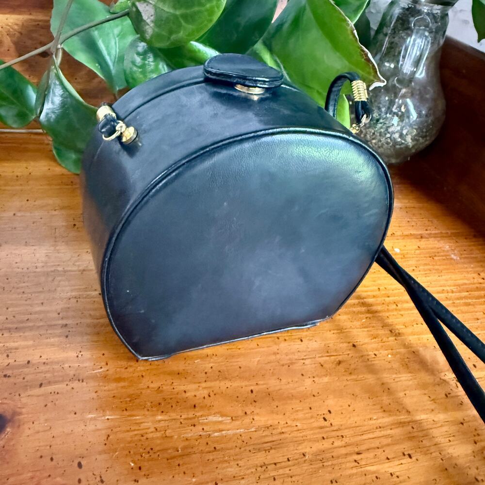 Vintage Picard Black Leather Crossbody Bag Small Structured Purse Gold Tone - Picture 6 of 9